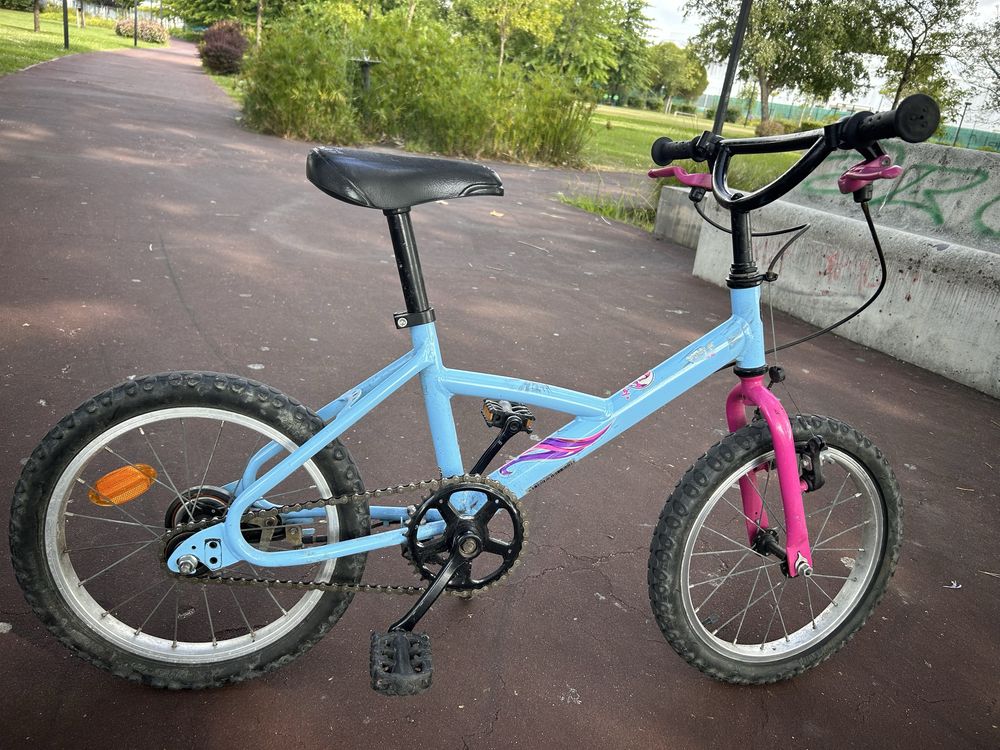 Bicicleta menina