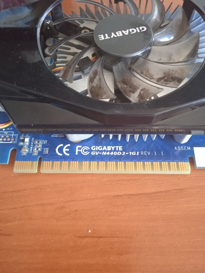 Karta graficzna NVIDIA GeForce GT 440 1 GB