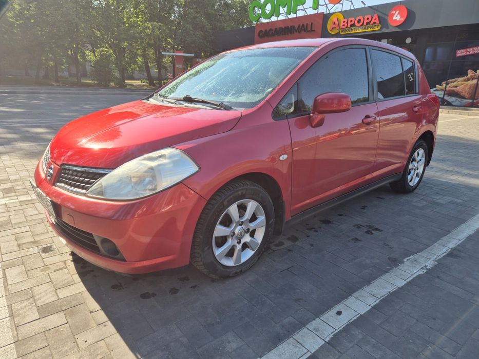 Продам Nissan Tiida