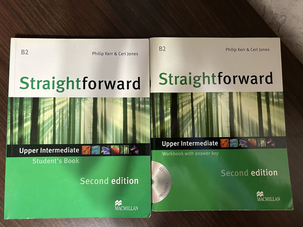 Книга и тетрадь / учебник/ английский «Straightforward» upper