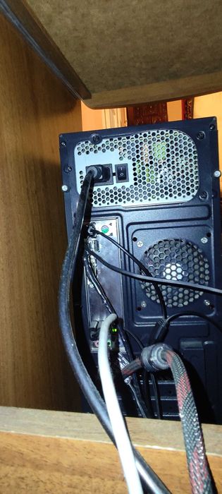 Компютер(gtx 1050 i3-7300)