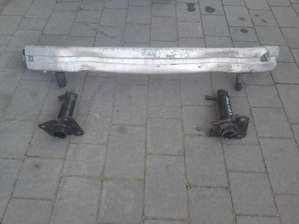 Pas przedni Audi a4 b7 2.0 tdi