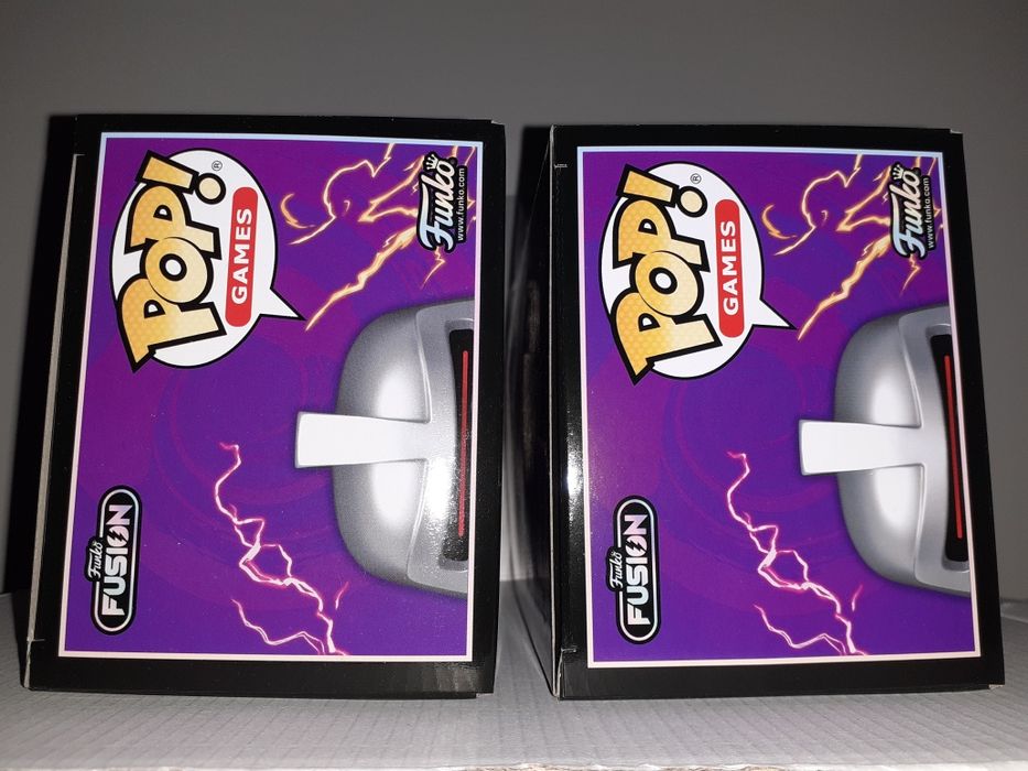 Funko Fusion Cylon and Cylon Chase