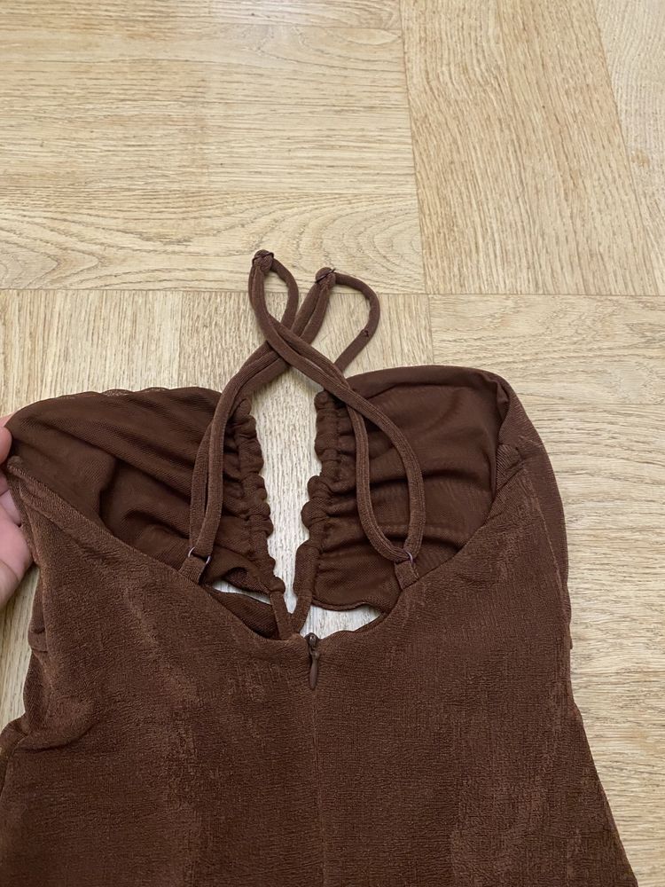 sukienka bershka impreza klub sylwester z drobinkami połyskująca brąz