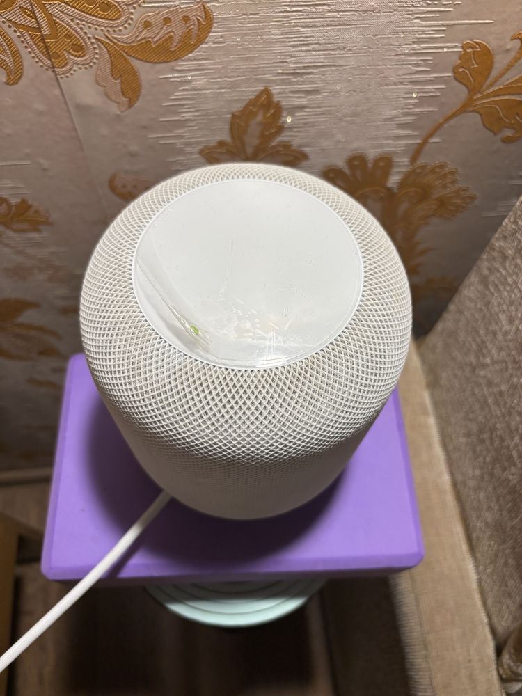 Розумна колонка HomePod