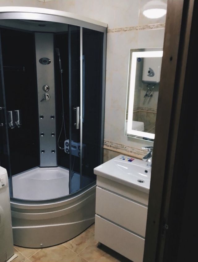 Продам 4 ком кв метро 23 Августа! СНИЖЕНИЕ цены!