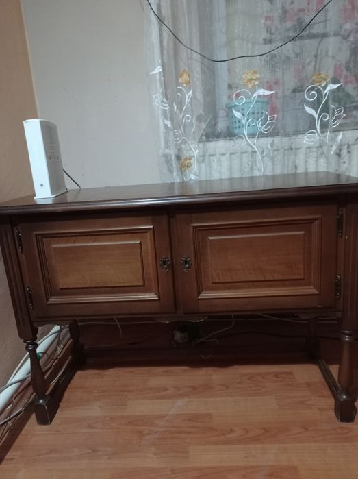 Szafka i szafka nocna