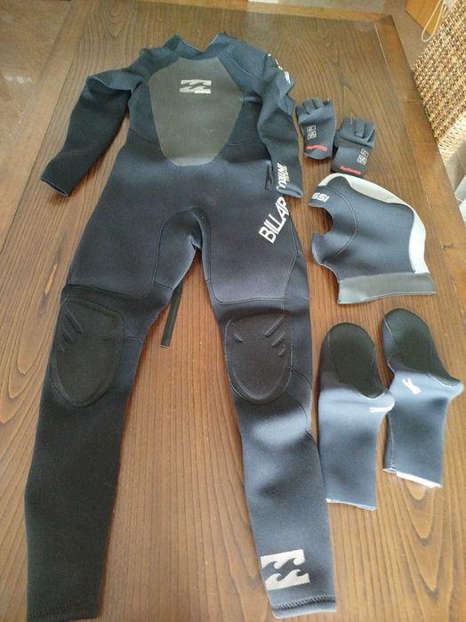 Batos de surfou bodyboard e barbatanas