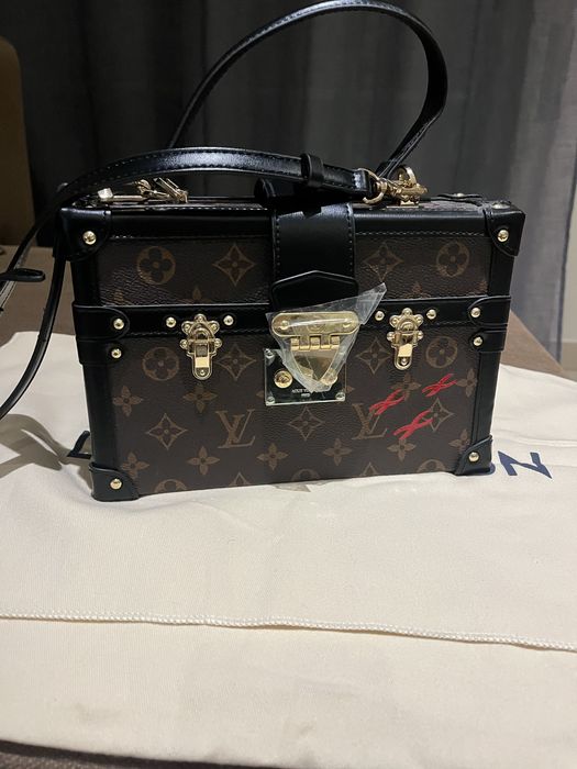 Mala senhora inspirada em baus de viagem