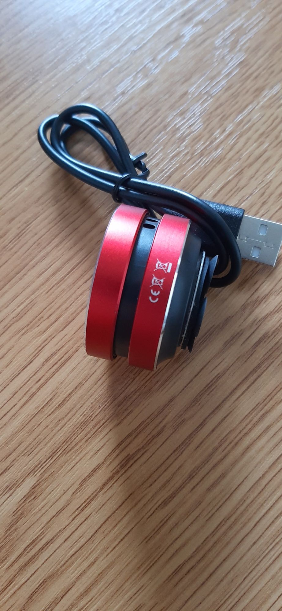 Głośnik bluetooth . Hit z tik toka.