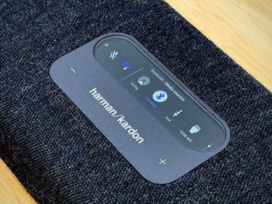 Саундбар Harman Kardon 210 Ват (Сенсорний LED-дисплей, Bluetooth)