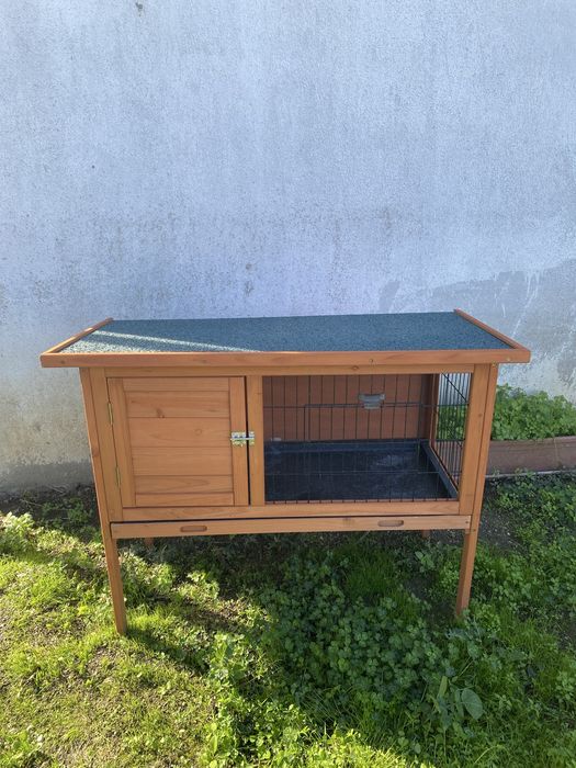 Coelheira / Gaiola de coelhos