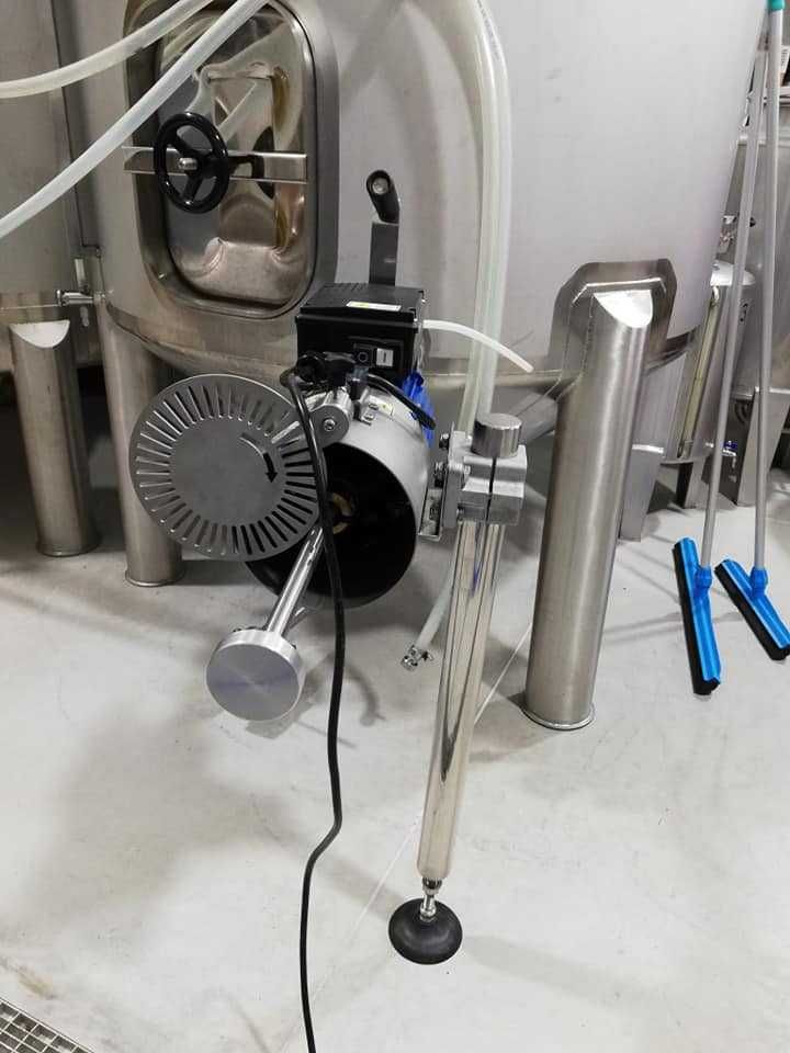Agitador fixo helicoidal para cubas 55