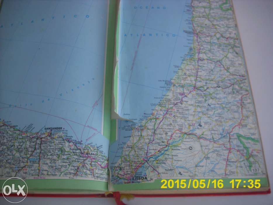 Livro de mapas em alemão de