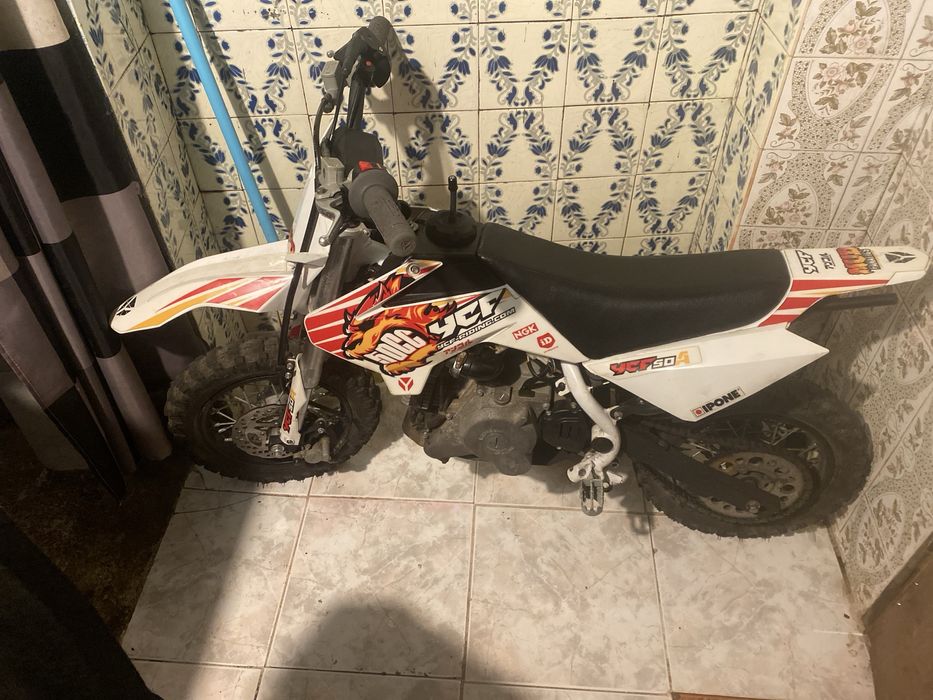 Motocross boa e forte e rapida 50cc ycf