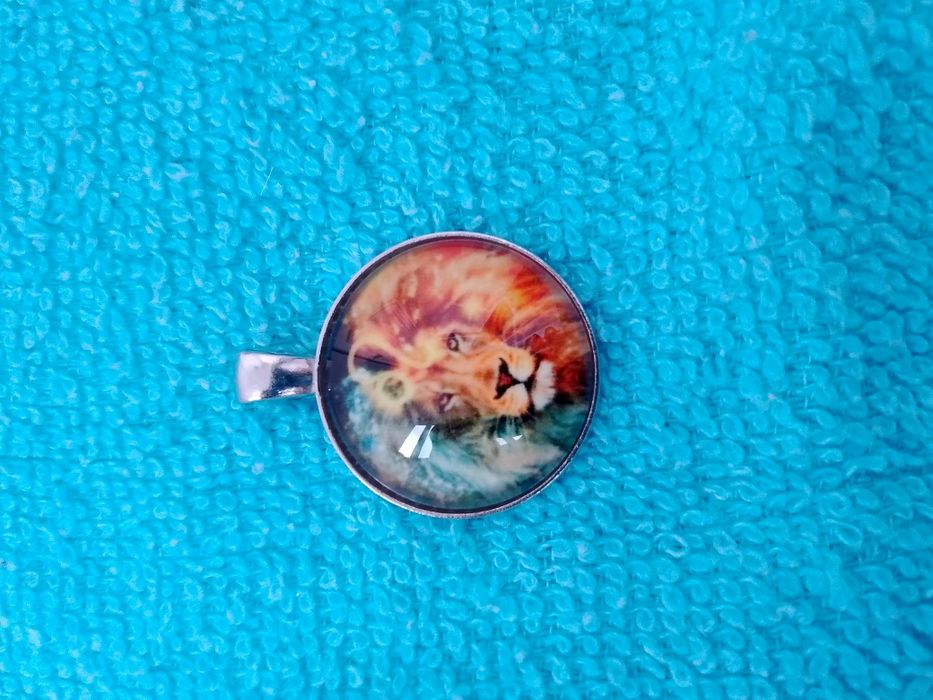 Лот біжутерія ципочки , буси , кільця , кулони .