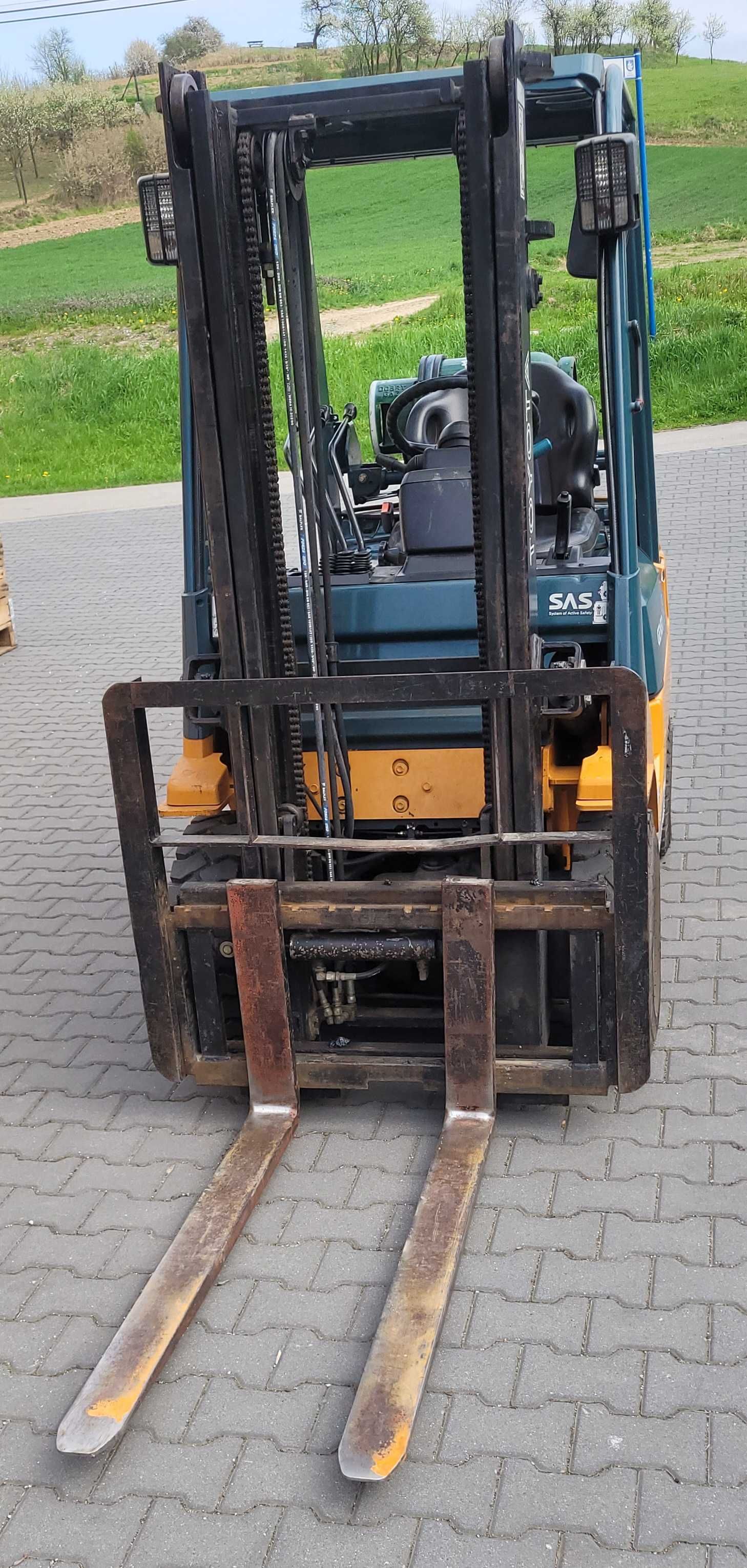 Wózek widłowy TOYOTA GENEO 15