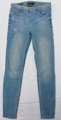 Spodnie jeansowe Bershka - rozmiar 36 Skinny Regular Waist