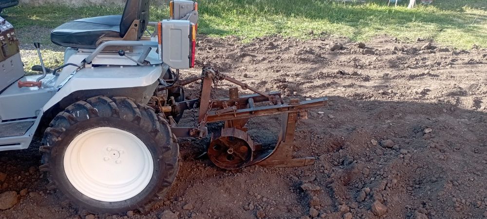 Мінітрактор ХТЗ Т-012 (дизель)