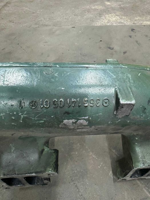Колектор впускний Mercedes OM 366 І Мотор 6.0 не турбований двигун