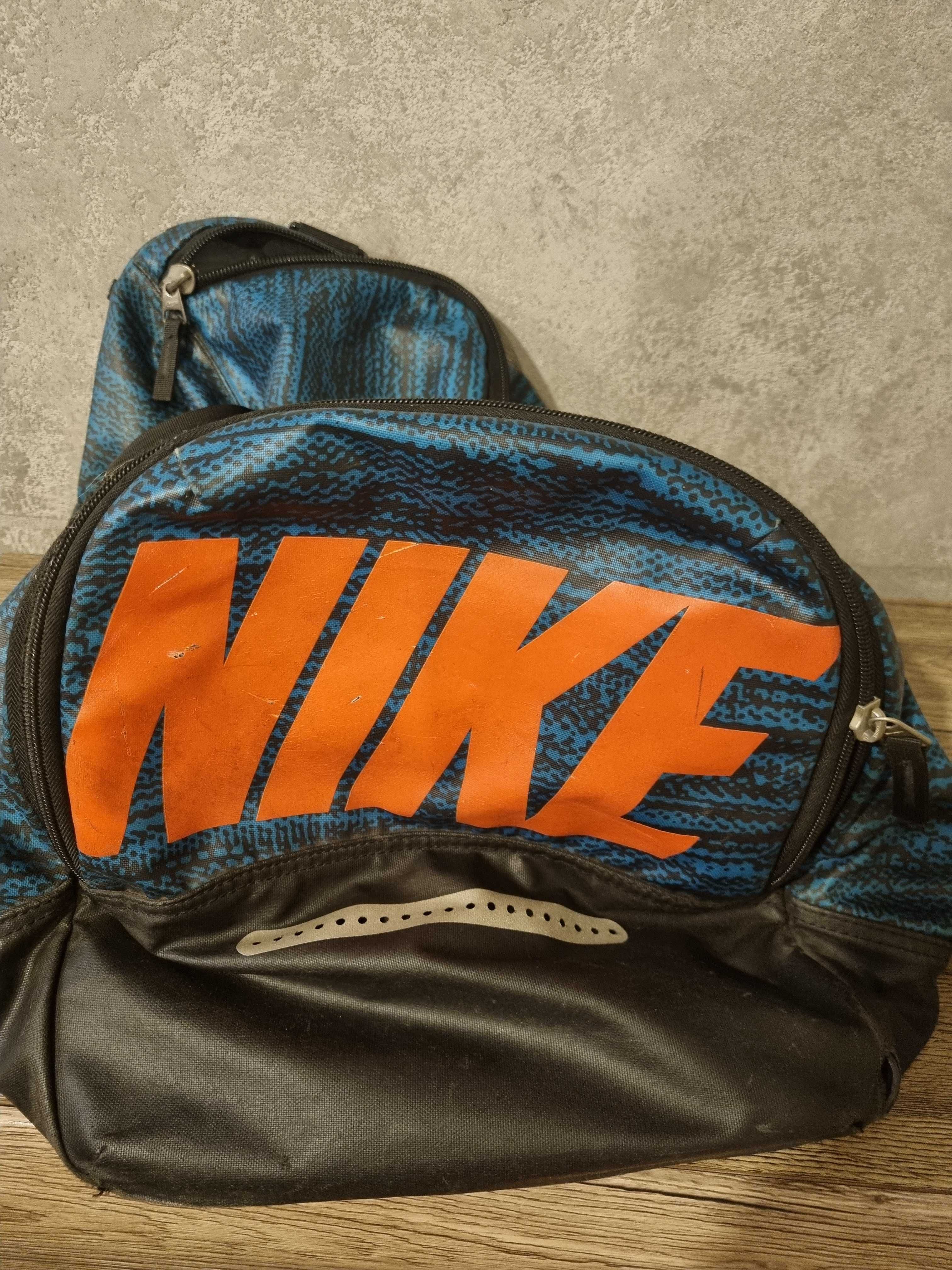 Torba turystyczna sportowa Nike na silownie