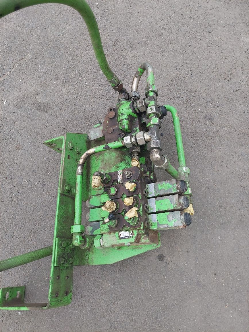BOSCH гідророзподільник Deutz Fahr Topliner 4065 4075 4080
