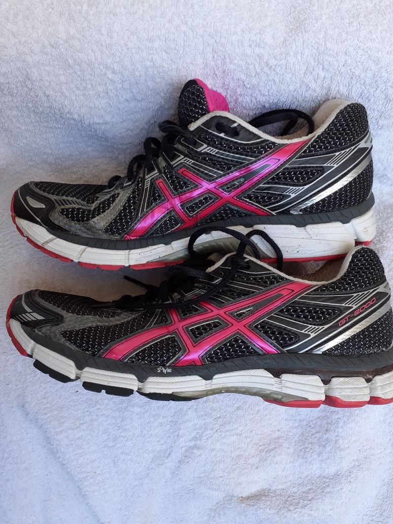 Кросівки жіночі 40 розмір 26см Кроссовки Asics New balance спортивные