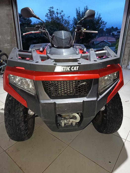 Moto 4 artic cat alterra 4x4
