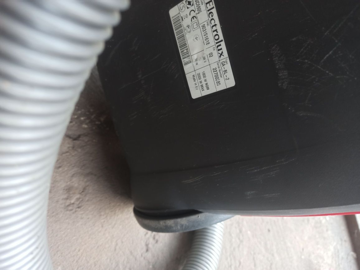 Electrolux super Cyclone 2000w