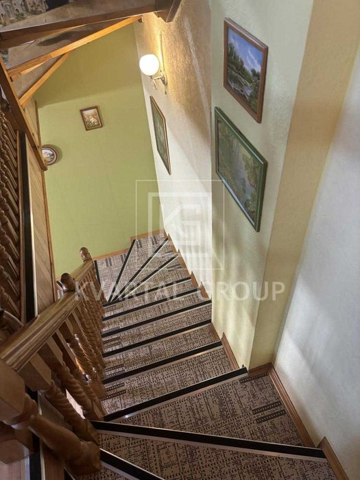 БЕЗ КОМІСІЇ! ТаунХаус з ремонтом і меблями. ТОП локація