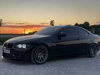 Продам бмв е92 335i