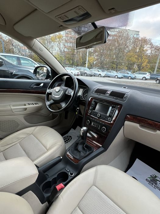 Skoda Octavia 2011р 1.4 саха