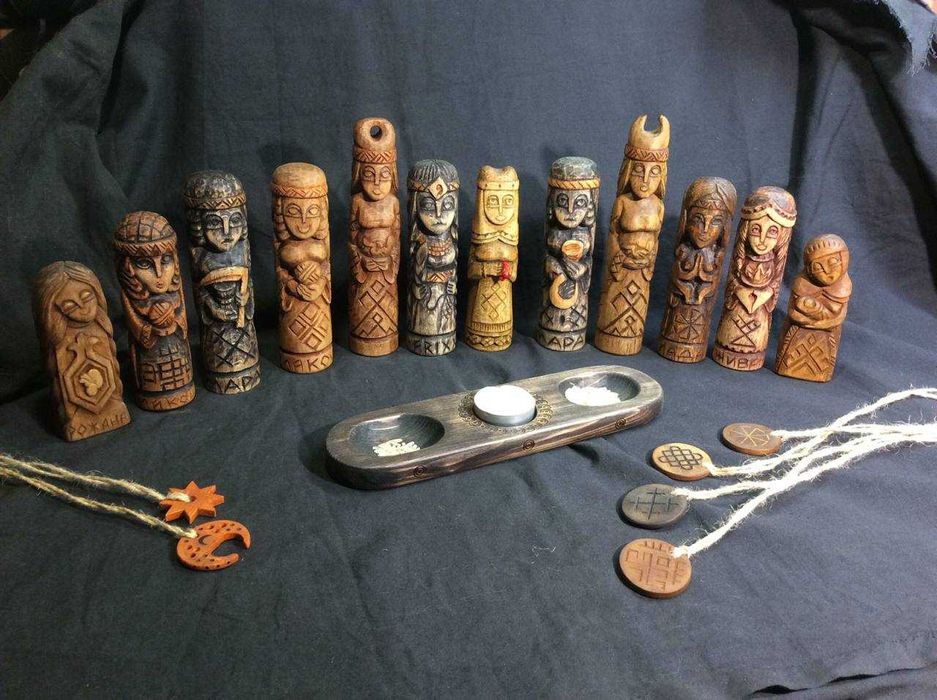 Славянская богиня- кумир.