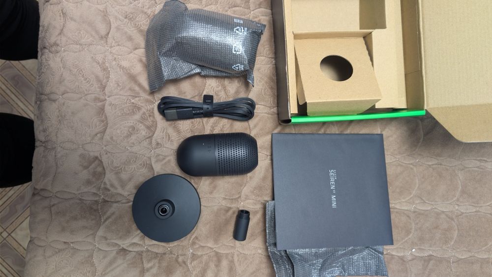 Razer v3 mini стан з коробки