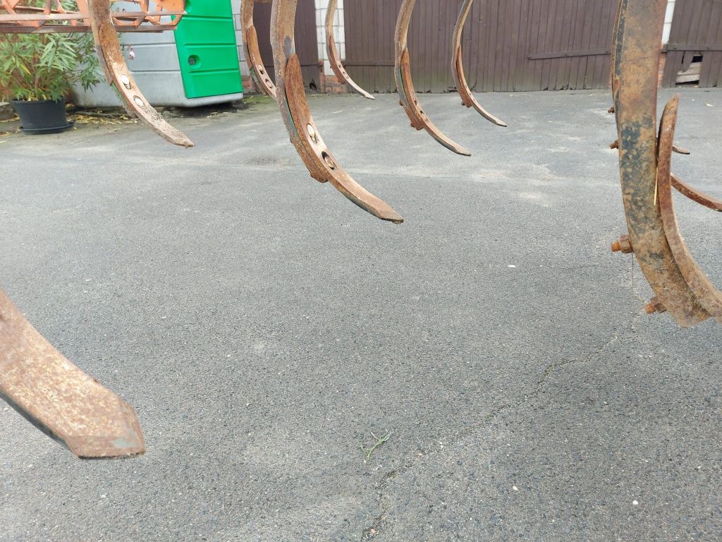 Kultywator bezorkowy