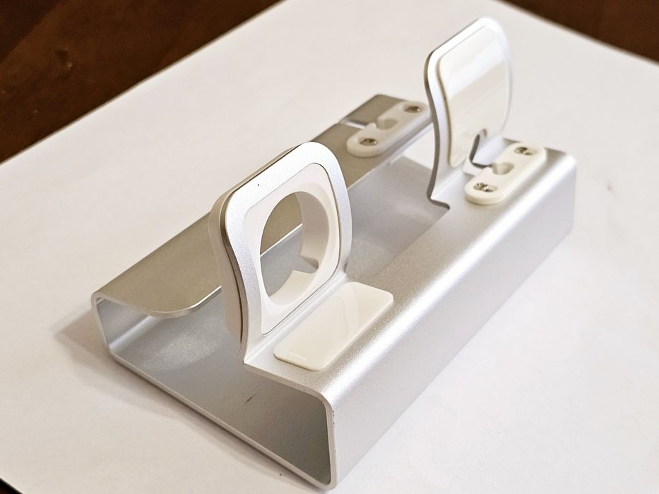 Зарядна станція 3 в 1 Apple