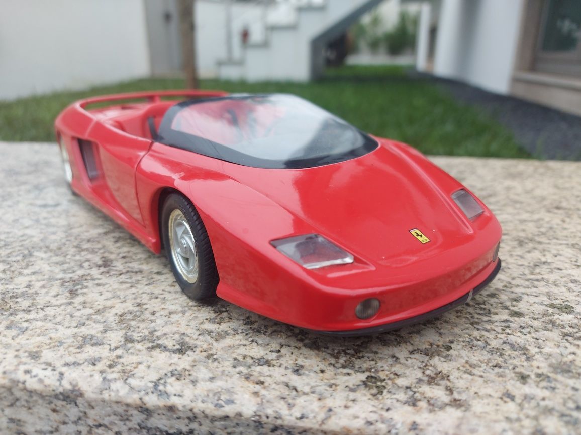 Ferrari Mythos  Reveel