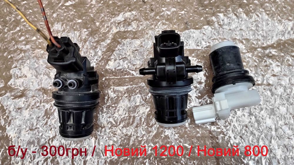 Mazda CX-50. Насос бачок омивача скла. Оригінал