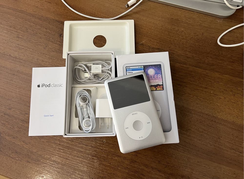 Apple iPod Classic 7th 160gb новий