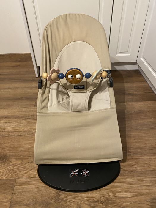 Leżaczek bujaczek Babybjorn