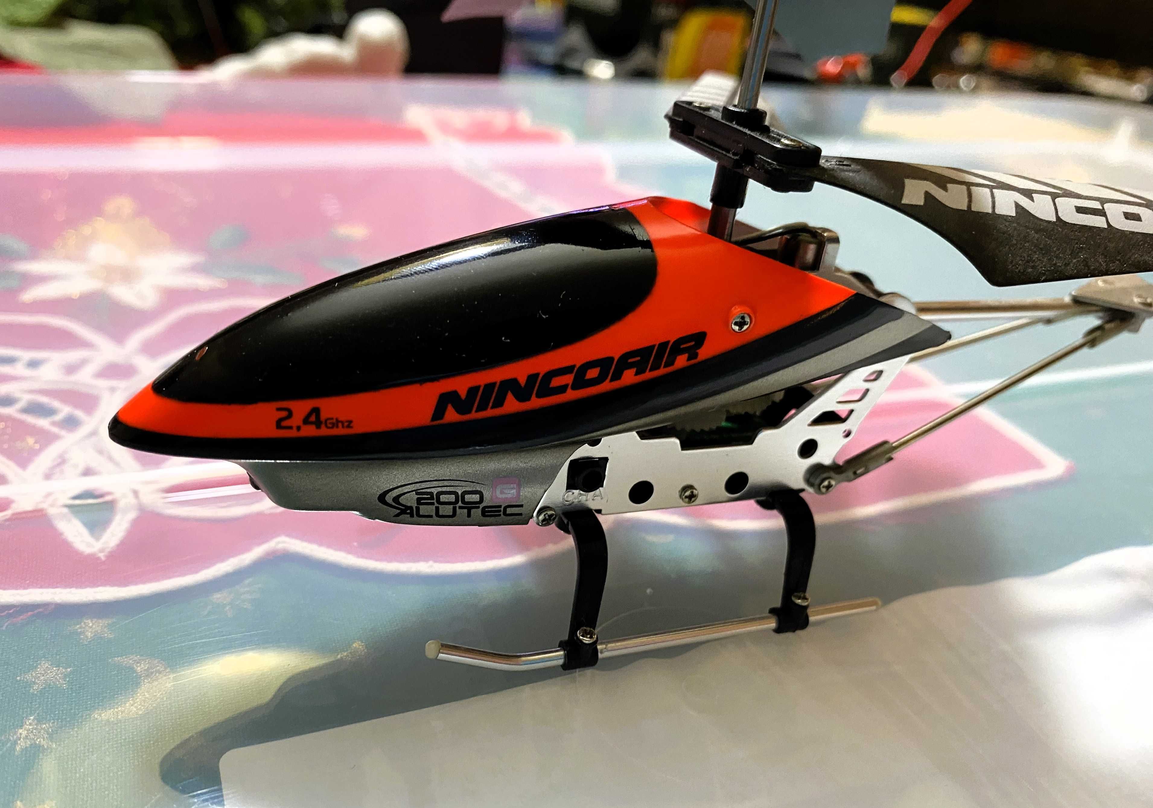 Helicóptero NINCO Air Alutec200 RC 2.4G 3 Canais - Bateria Danificada