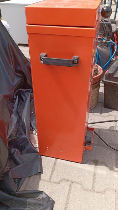 Piec do wygrzewania elektrod