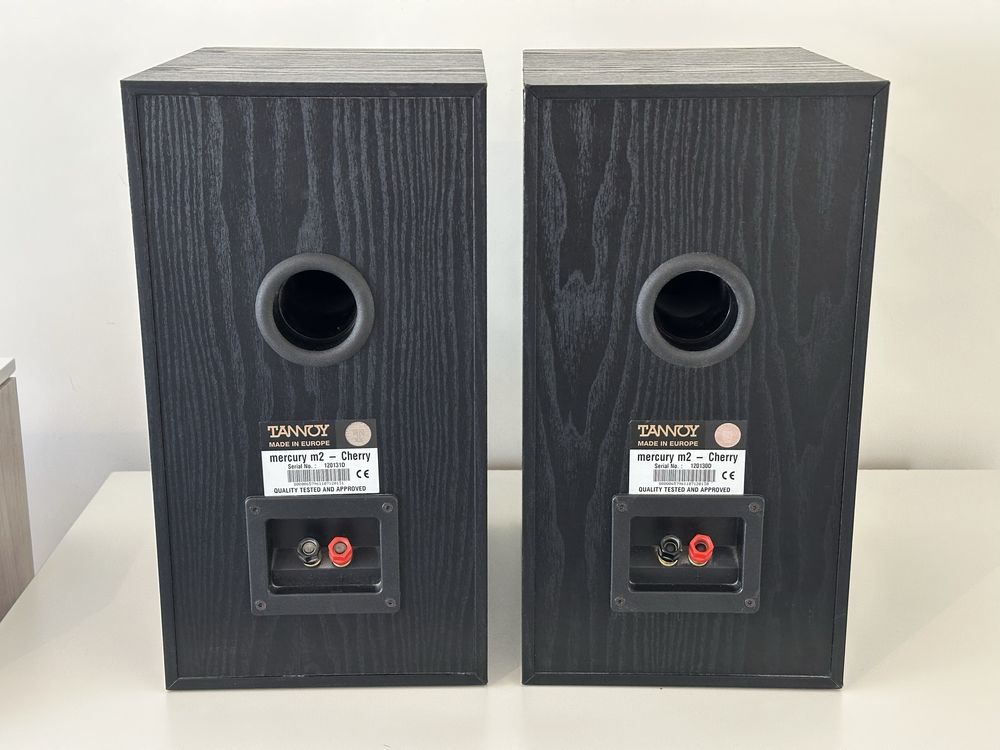 Zadbane kolumny Tannoy Mercury M2 Cherry