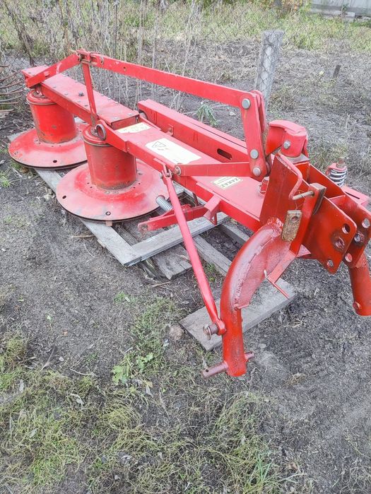 Роторна косарка 1,65 в хорошому стані.