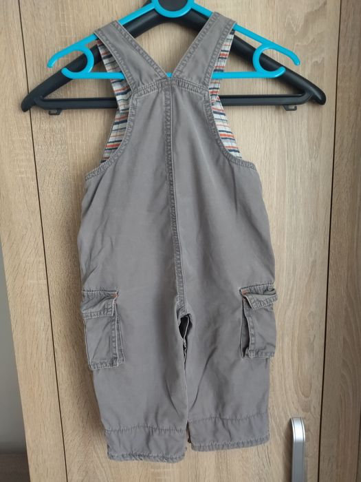 Spodnie ogrodniczki 9/12 mc