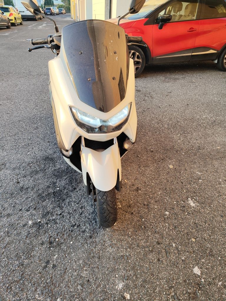 Moto muito boa e conservada.