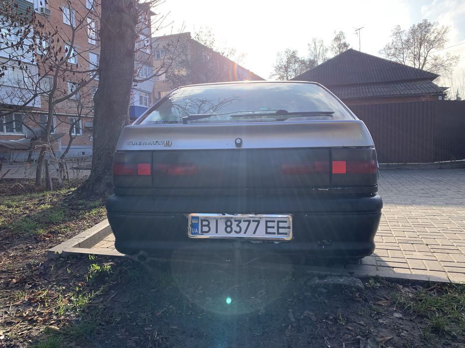 Рено 19 с газом переоформлениє через дію