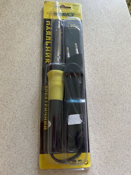 Продам паяльник електричний.