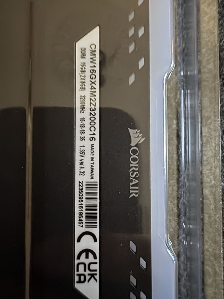 Memoria ram Corsair 8x2 16gb 3200mhz ddr4
