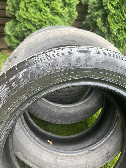 235/55/19 Dunlop